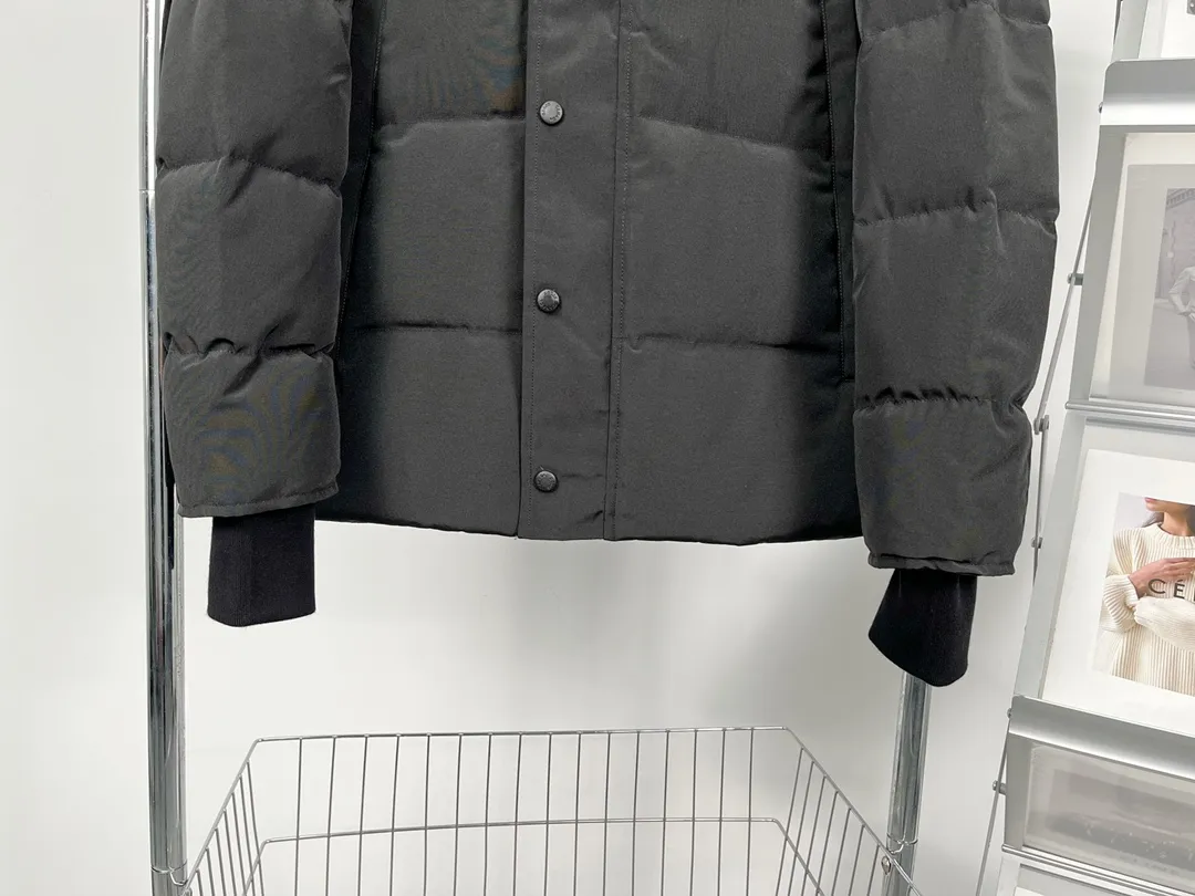 P720 𝐂𝐚𝐧𝐚𝐝𝐚 𝐠𝐨𝐨𝐬𝐞丨Canada Goose 29 down jackets Size: S-XXL